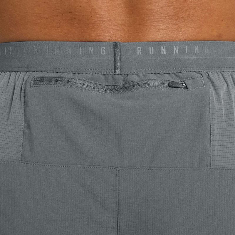 Herren-Shorts Nike Stride Dri-Fit mit 5" Innenbein und Slip-Futter 4