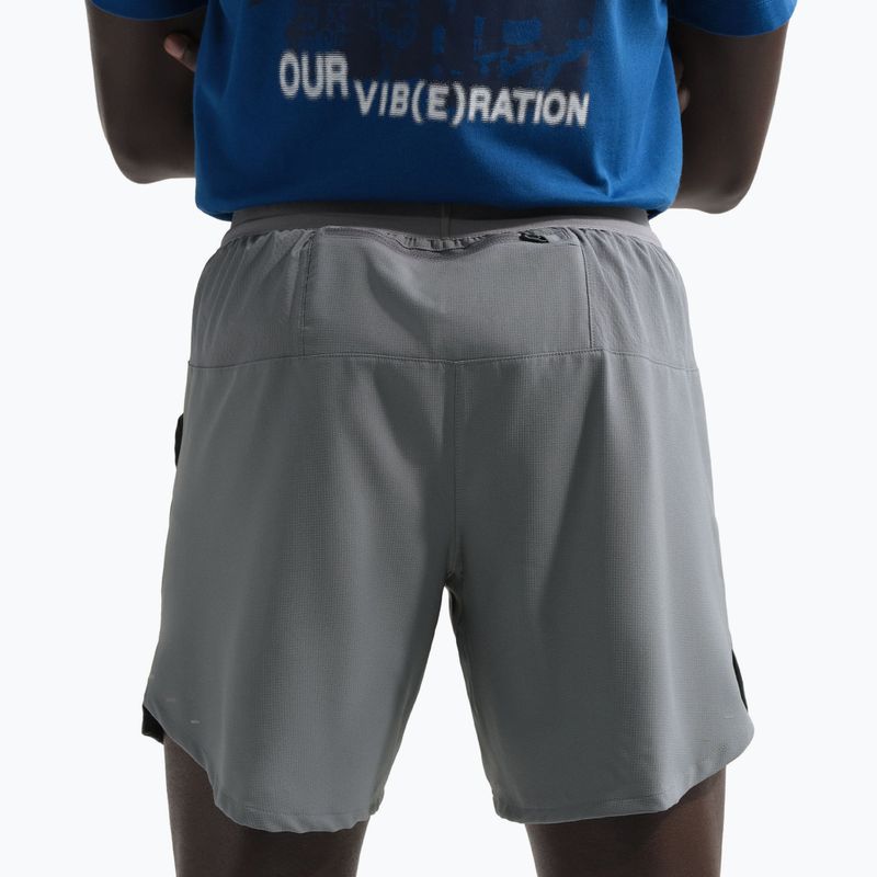 Herren-Shorts Nike Stride Dri-Fit Brief-Lined 7" smoke grey 4