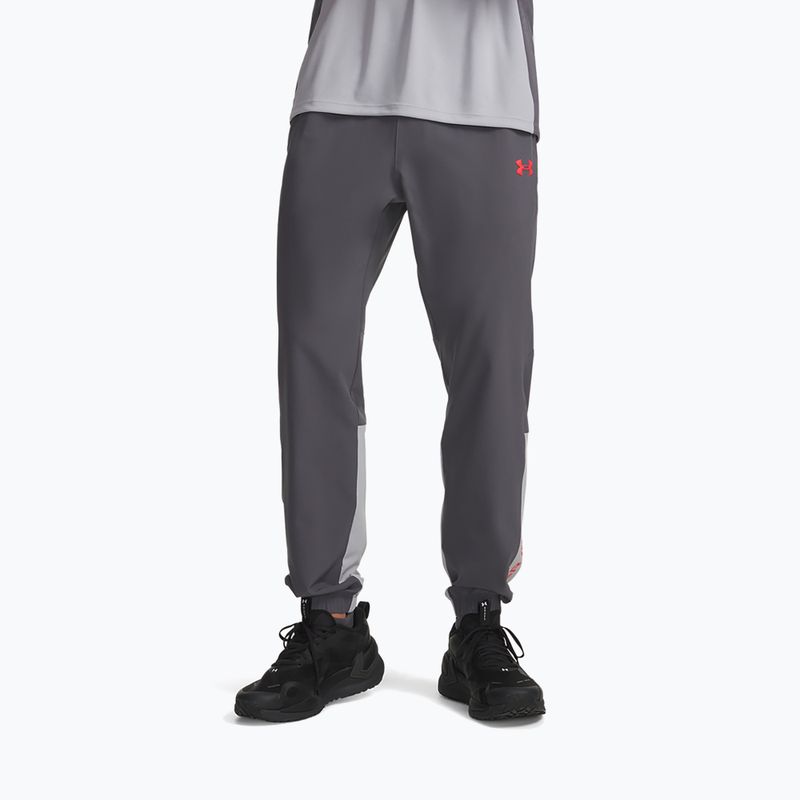 Herren-Trainingshose Under Armour Tech Utility Woven Pants castlerock/mod gray/racer red