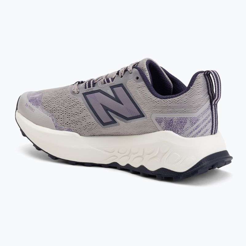 Damen-Laufschuhe New Balance Fresh Foam Garoe V2 truffle salt/boysenberry/black 3