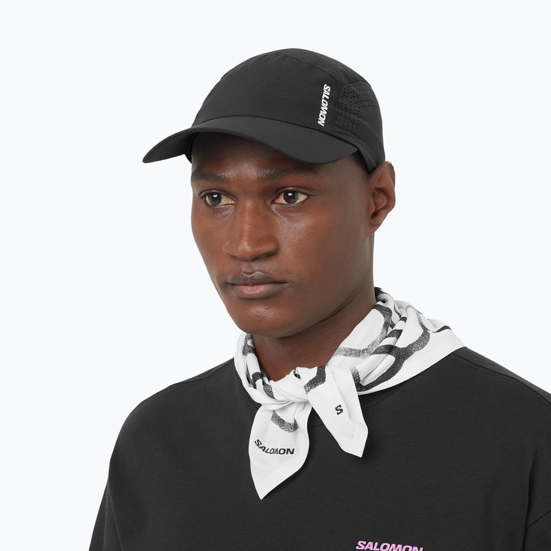 Salomon Shakeout deep black Kappe mit Schirm 4