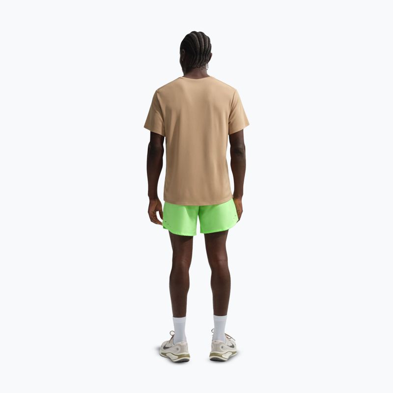 Herren-Shorts Nike Stride Dri-Fit Brief-Lined 7" Lime Blast 3