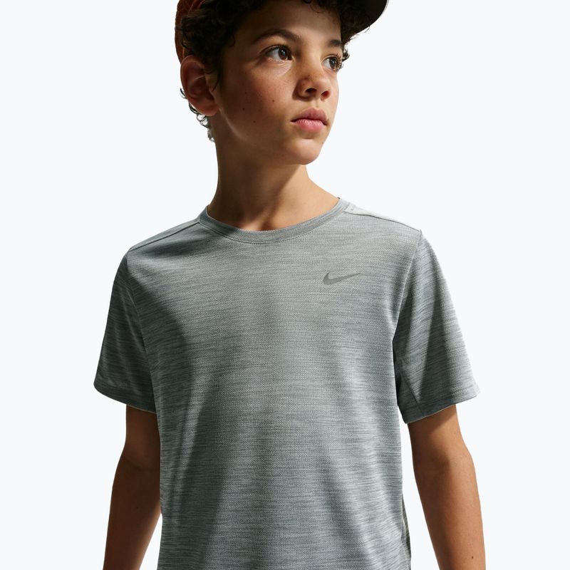 Kinder-Shirt Nike Miler smoke grey/heather 4