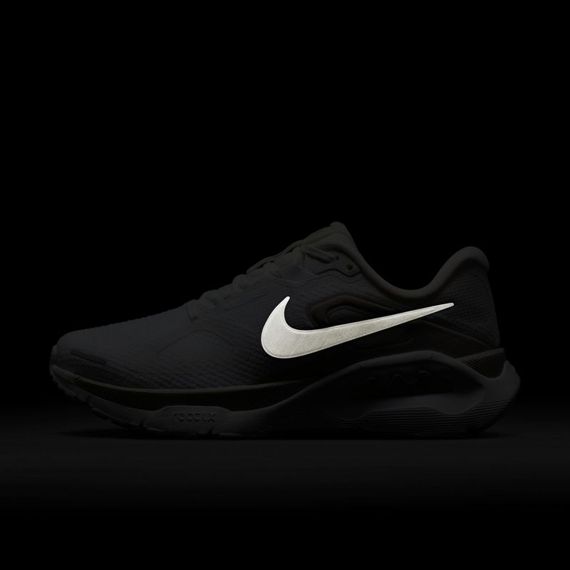 Laufschuhe für Damen Nike Structure Plus white/photon dust/metallic silver 3