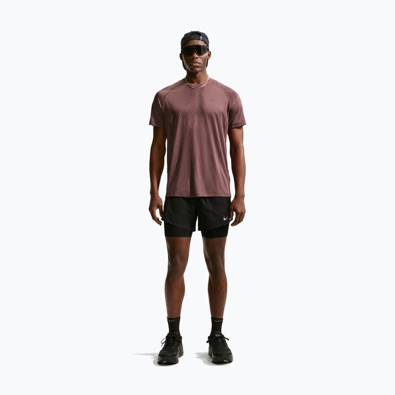 Herren-Laufshirt Nike Stride Dri-Fit ADV tattoo/burgundy crush 3