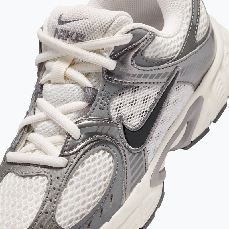 Kinderschuhe Nike V5 RNR phantom/pencil point/black 8