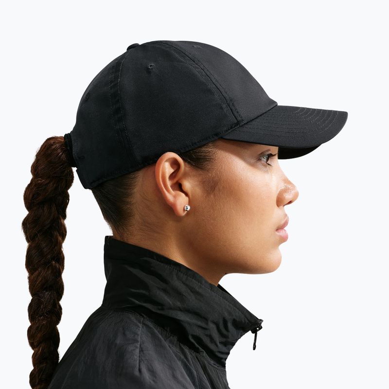 Basecap Nike Dri-Fit Club Unstructured Metal Swoosh 2026 black/metallic gold 5