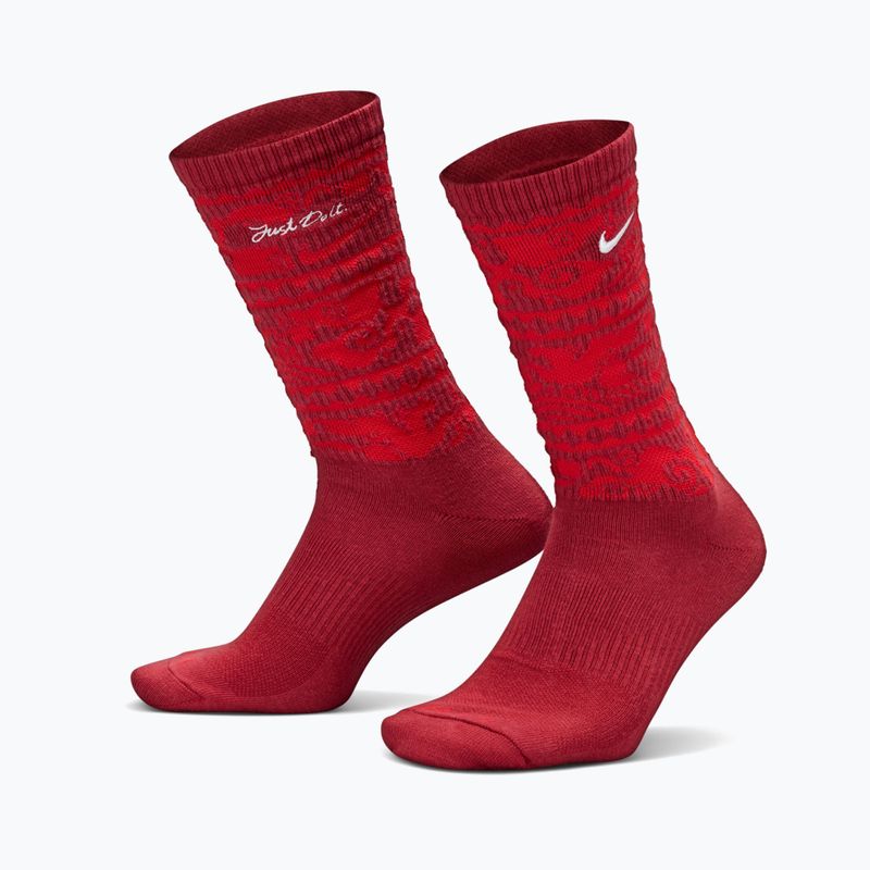 Socken Nike Everyday Plus Cushioned Crew team crimson/metallic silver