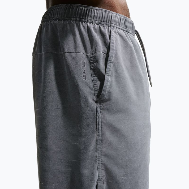 Herren-Trainingsshorts Nike Unlimited N.A.C. 7" smoke grey/smoke grey/smoke grey 5