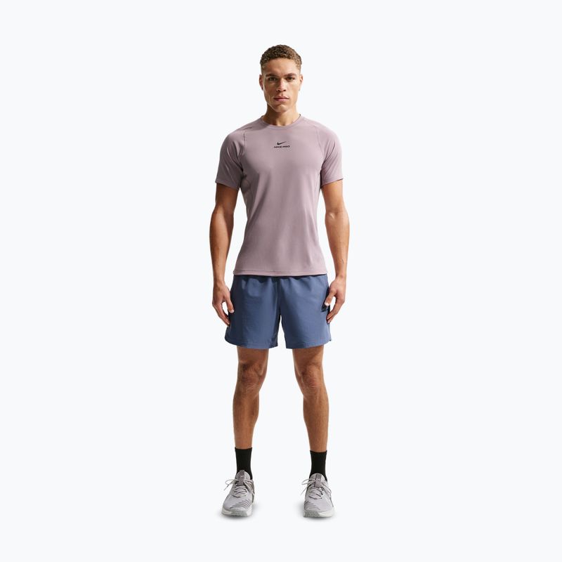 Trainings-T-Shirt Herren Nike Pro Training Dri-Fit light violet ore/black 2