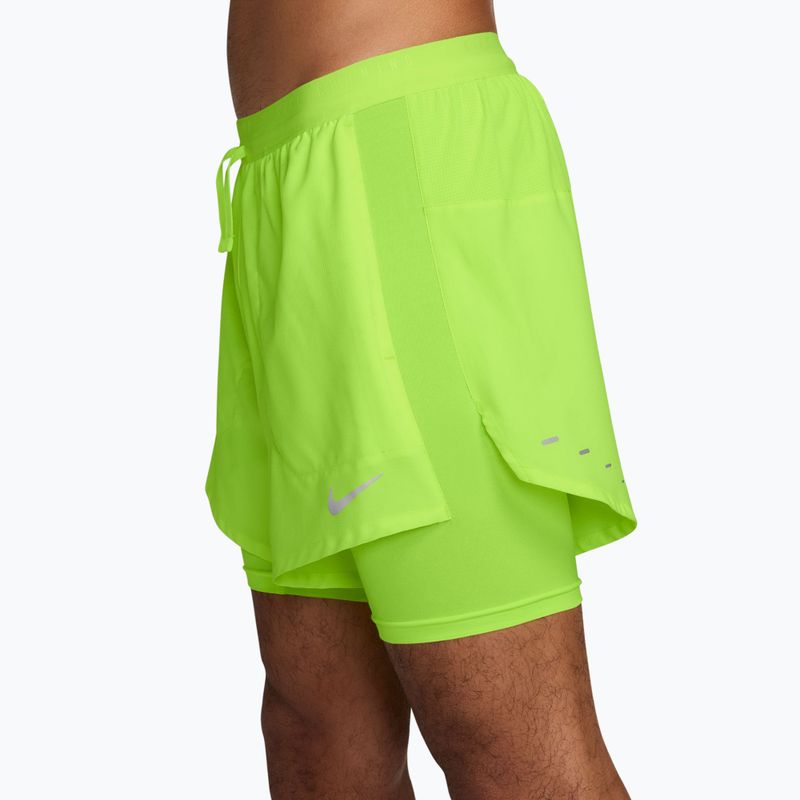 Herren-Laufshorts Nike Stride Dri-Fit Hybrid 5" volt ice 3