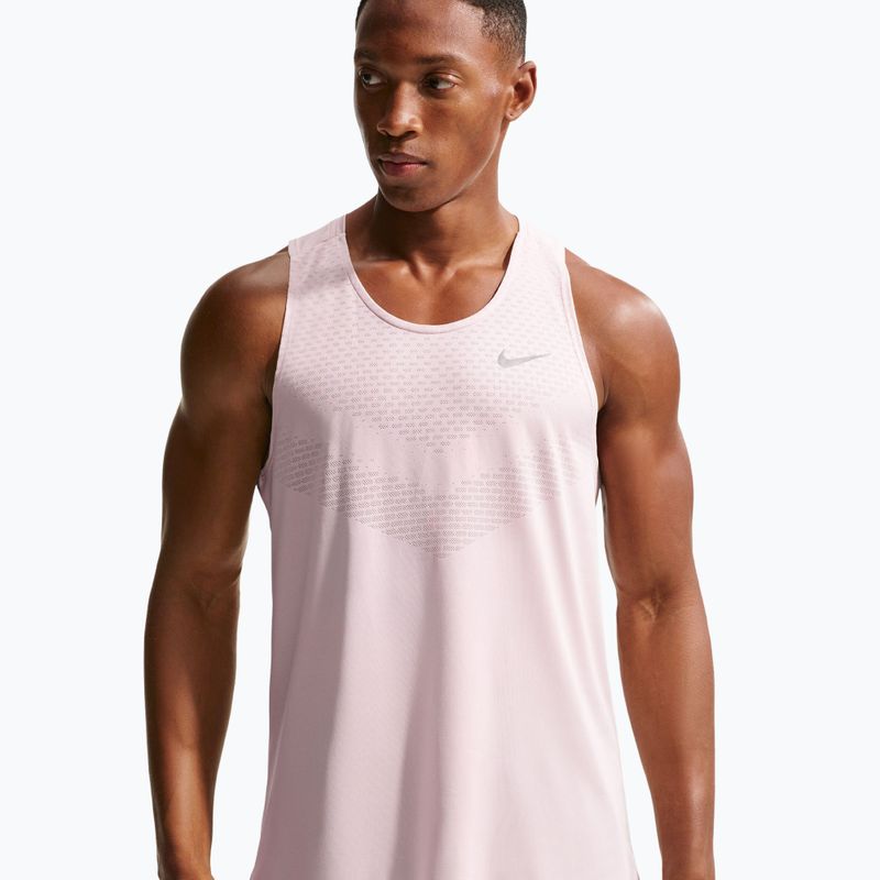 Herren-Laufshirt Nike Stride Dri-Fit ADV silt red 5