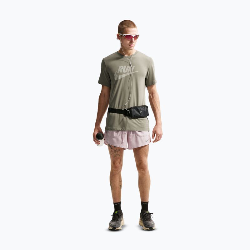 Herren-Shorts Nike Stride Dri-Fit mit Innenhose 5" particle rose 2