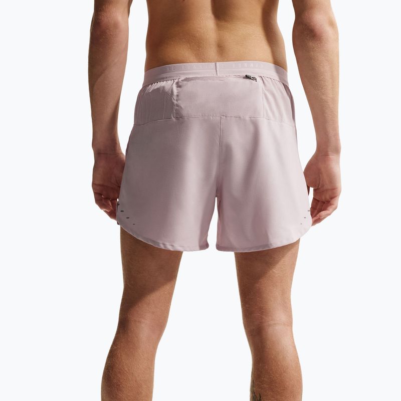 Herren-Shorts Nike Stride Dri-Fit mit Innenhose 5" particle rose 6