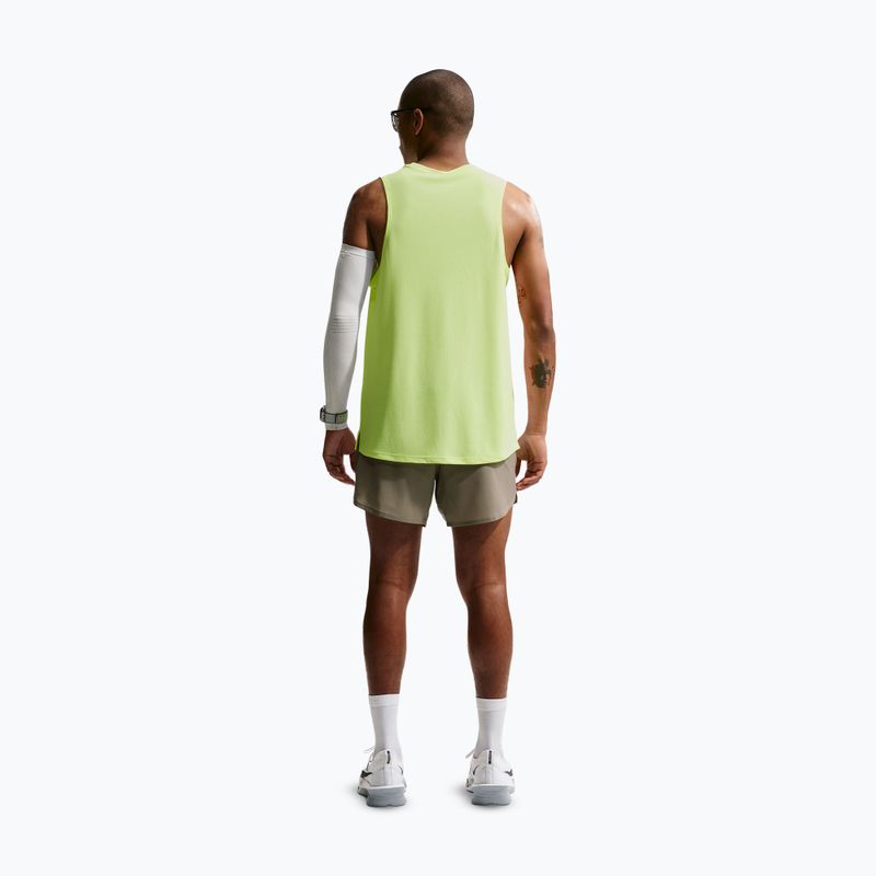Herren-Laufshorts Nike Stride Dri-Fit Brief-Lined 5" light army/spruce fog 3