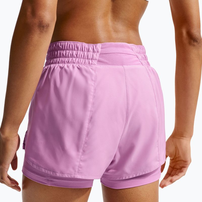 Damen-Laufshorts Nike One Dri-FIT 2IN1 light magenta/white 4