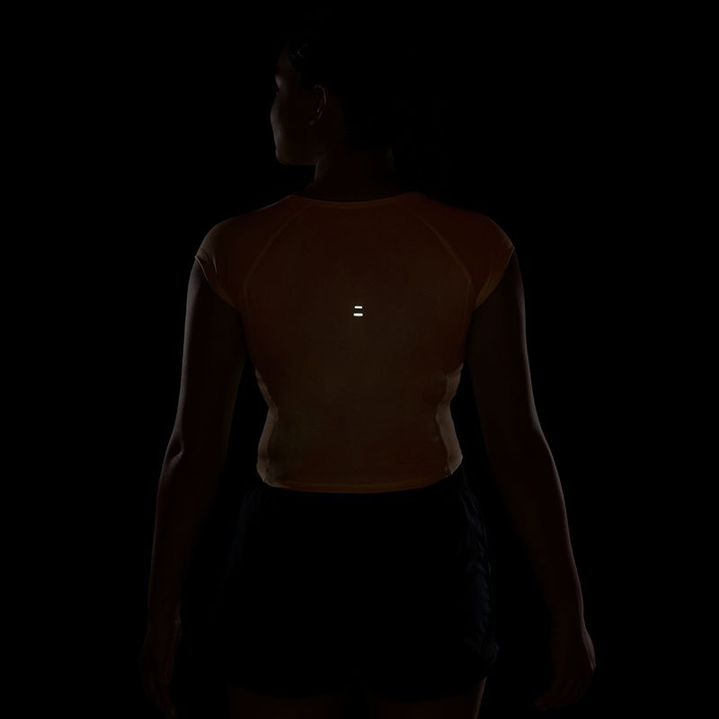 Damen-Laufshirt Nike Swoosh Run Dri-Fit orange pulse/photon dust/white 6