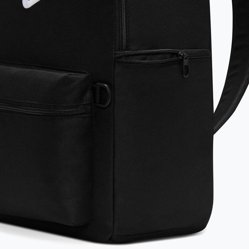 Cityrucksack Nike Heritage 23 l black/white 6