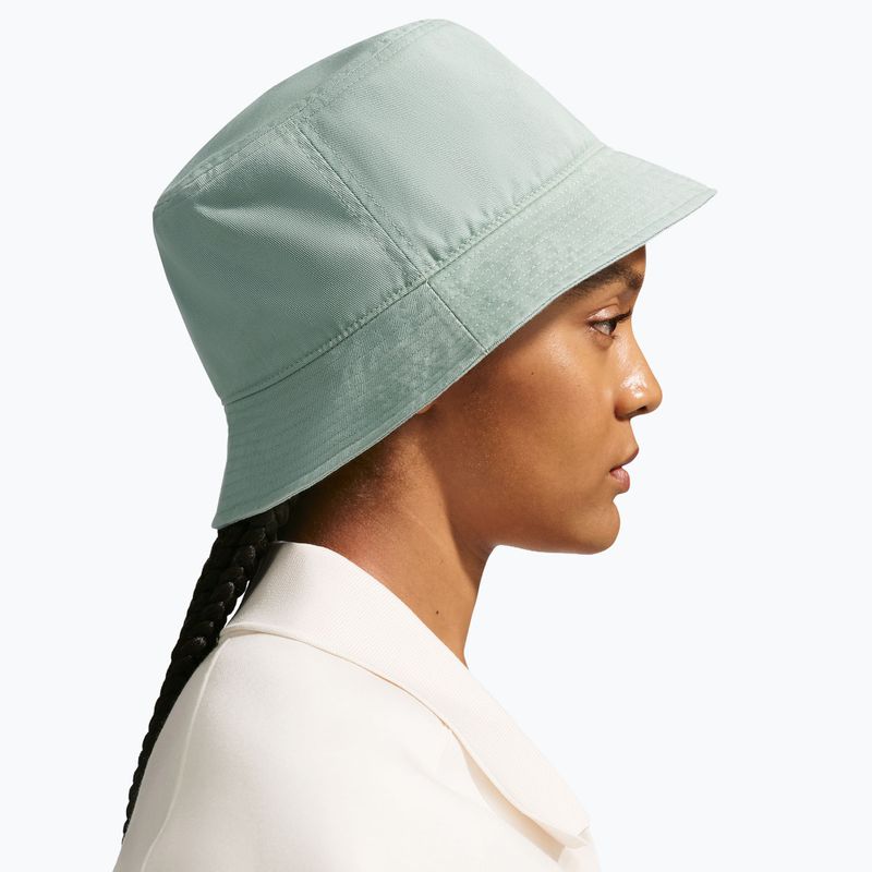 Hut Nike Apex Futura steam/white 2