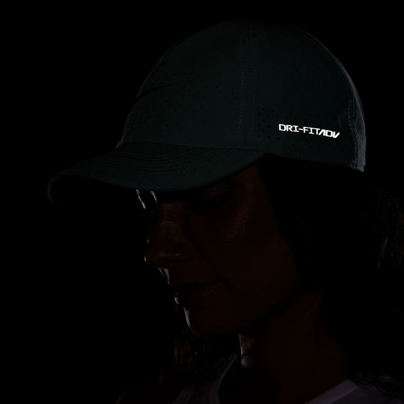 Basecap Nike Dri-Fit ADV Club steam/black 5