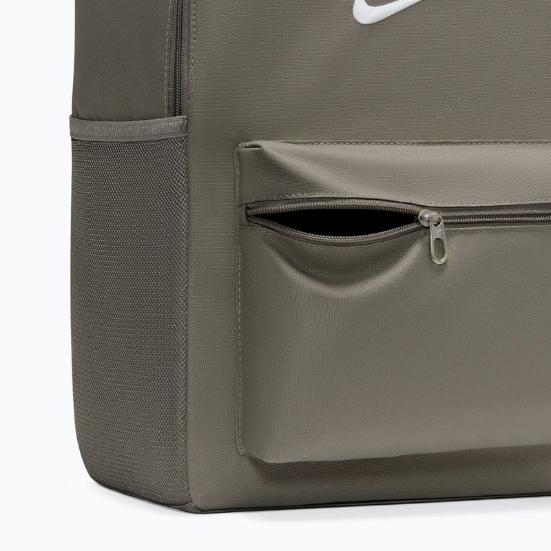 Cityrucksack Nike Heritage 23 l light army/white 6