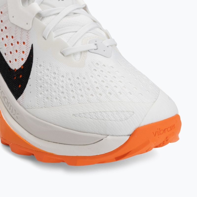 Herren-Laufschuhe Nike ACG Zegama Trail summit white/phantom/safety orange/schwarz 7