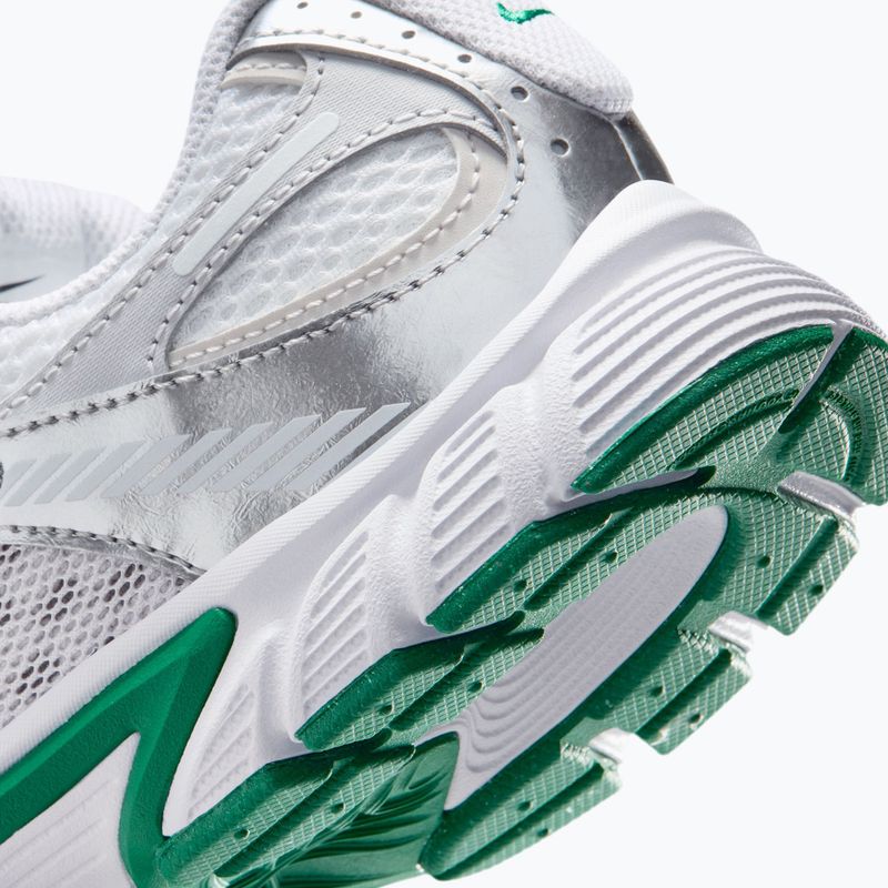 Schuhe Nike V5 RNR whitevast grey/malachite 4
