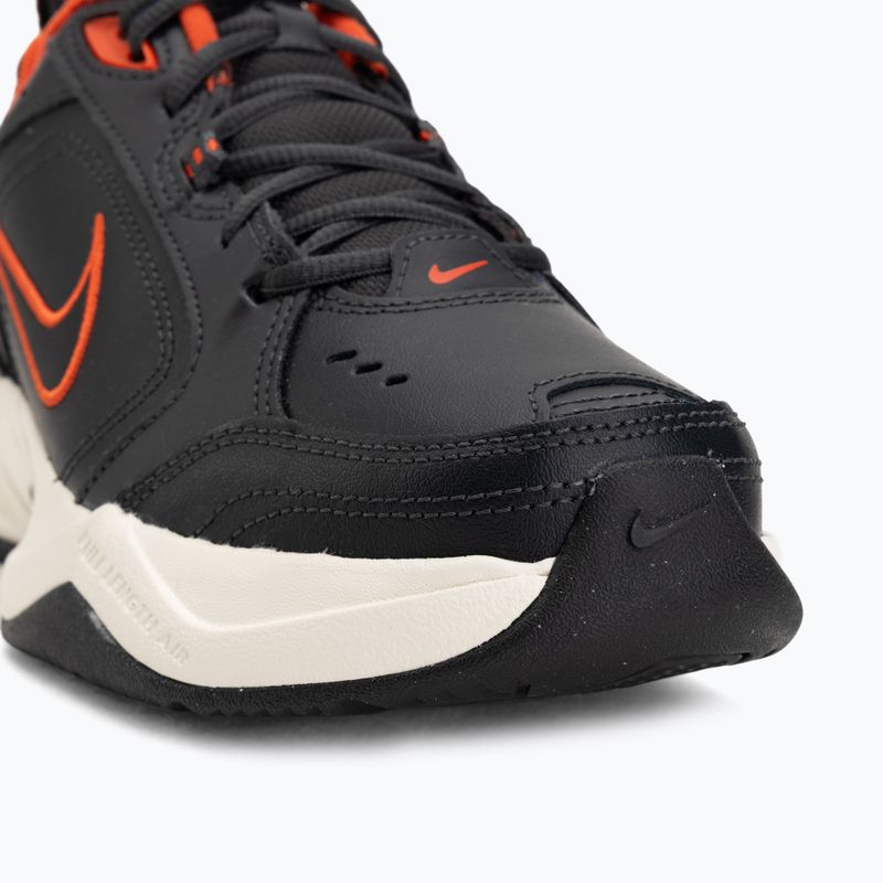 Herren Trainingsschuhe Nike Air Monarch IV dark smoke grey/picante red/black 7