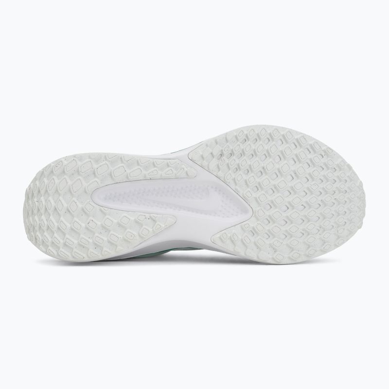 Laufschuhe für Damen Nike Quest 6 barely green/white/metallic silver 4