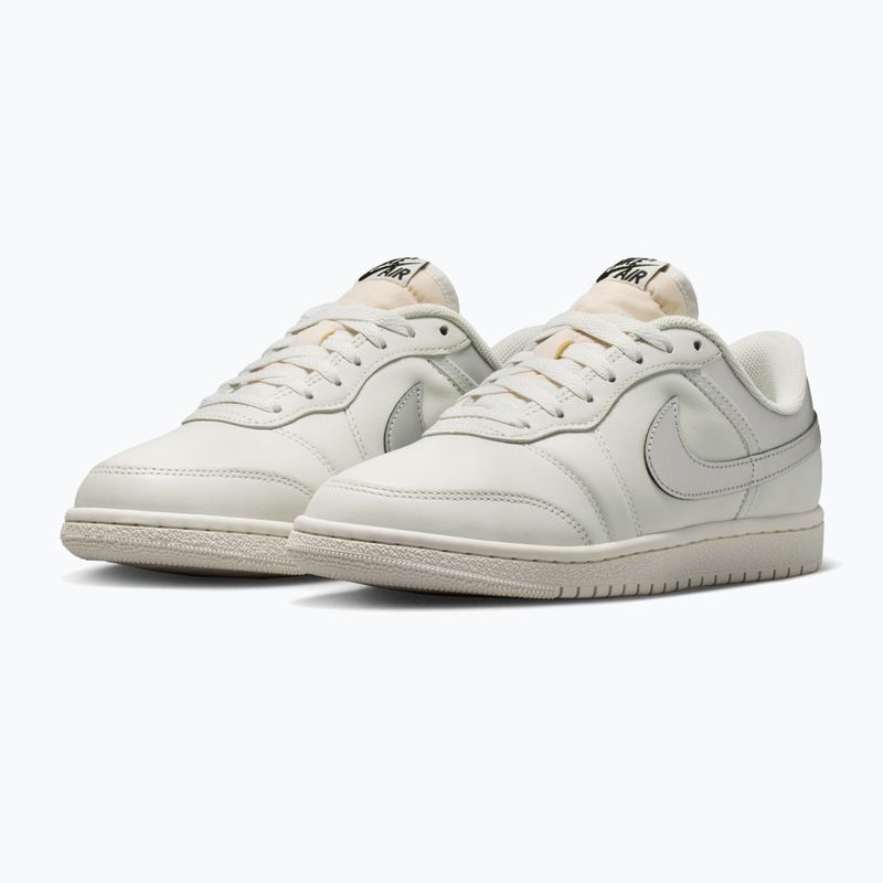 Damenschuhe Air Jordan Skyline Low swan/black/metallic silver 3
