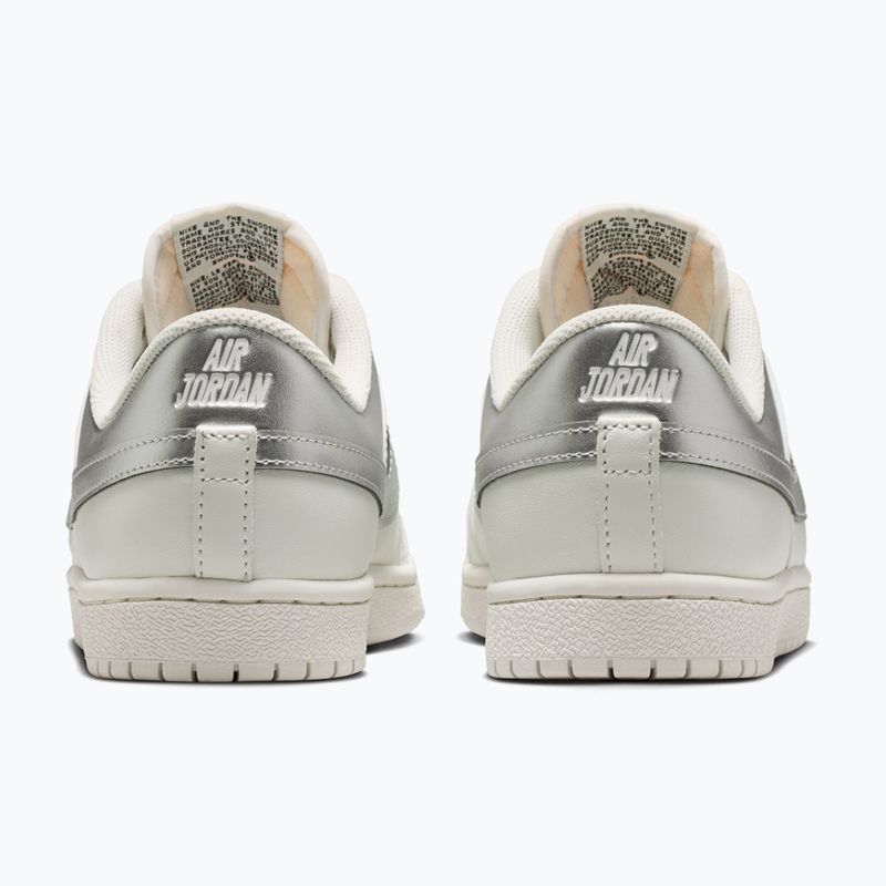 Damen-Schuhe Nike Air Jordan Skyline Low swan/black/metallic silver 4