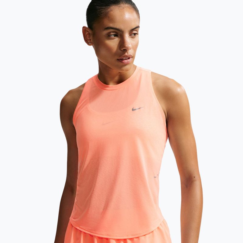 Damen-Laufshirt Nike Swift Breathe Dri-Fit orange pulse/photon dust 4