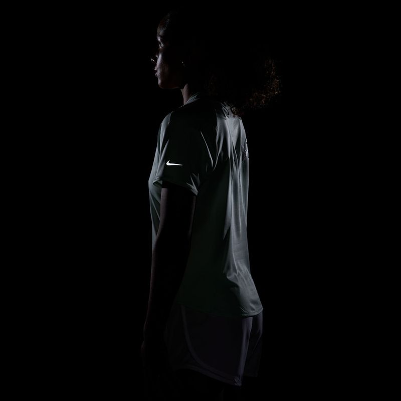 Damen-Laufshirt Nike Swift Dri-Fit barely green 7