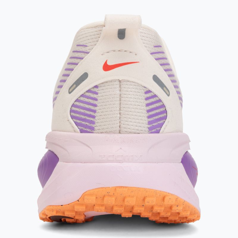 Laufschuhe für Damen Nike Vomero 18 chalk/pink foam/bright violet/tattoo 6