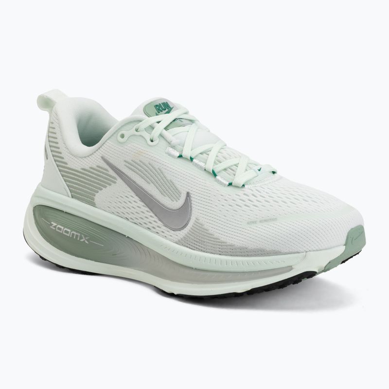 Laufschuhe für Damen Nike Vomero 18 barely green/steam/metallic silver