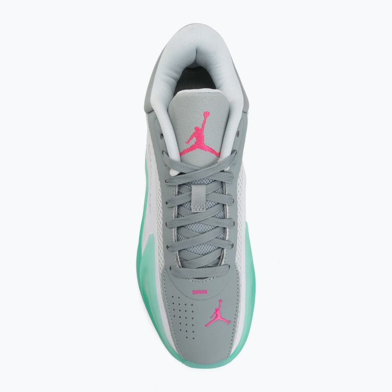Damen-Basketballschuhe  Jordan Heir Series 2 white/metallic silver/light pumice 5