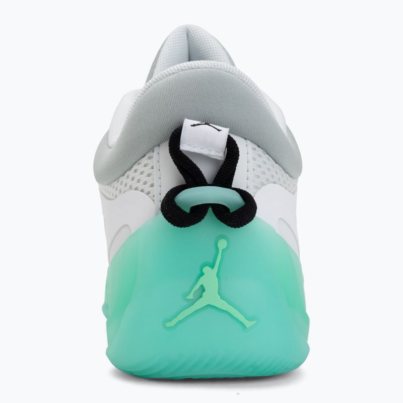 Damen-Basketballschuhe  Jordan Heir Series 2 white/metallic silver/light pumice 6