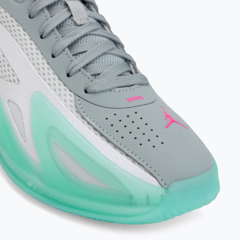 Damen-Basketballschuhe  Jordan Heir Series 2 white/metallic silver/light pumice 7