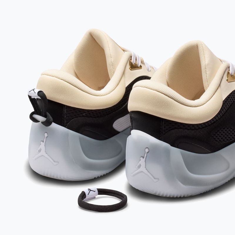 Damen-Basketballschuhe  Jordan Heir Series 2 Precious Medal pearl white/black/metallic gold/white 3
