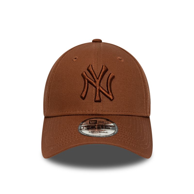 Wintermütze New Era League Essential 9Forty New York Yankees dunkel kastanienbraun 3