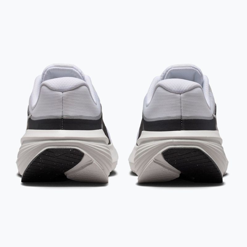 Laufschuhe für Damen Nike Downshifter 14 white/summit white/metallic silver 6
