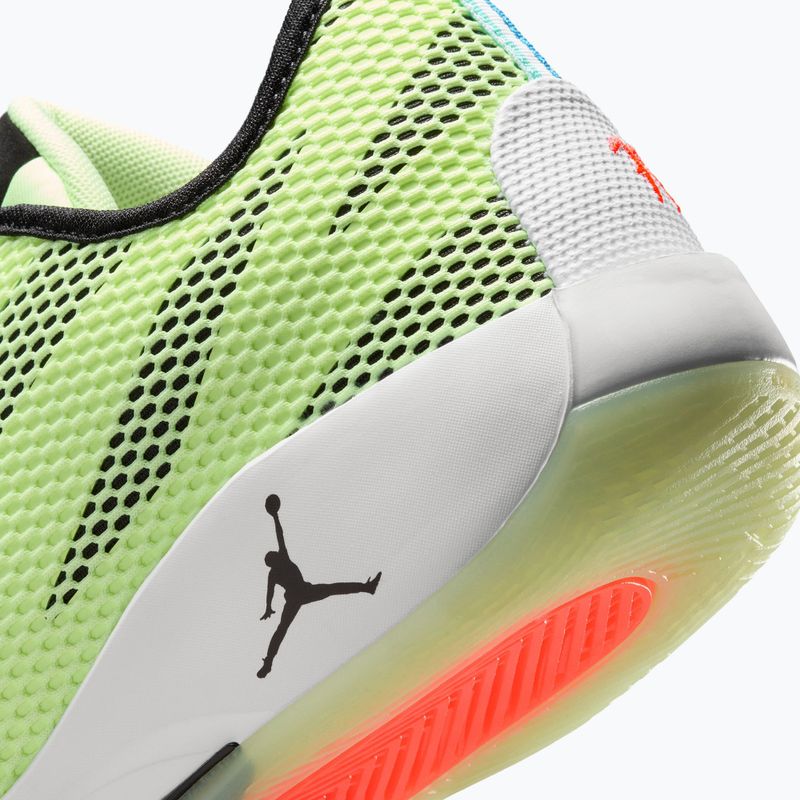 Herren-Basketballschuhe Jordan Luka 77 barely volt/black/white/infrared 23 7