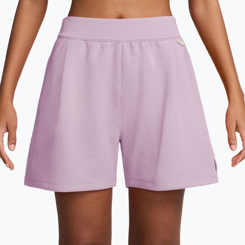 Damen Trainingsshorts Nike 24.7 ImpossiblySoft bleached lilac/platinum violet