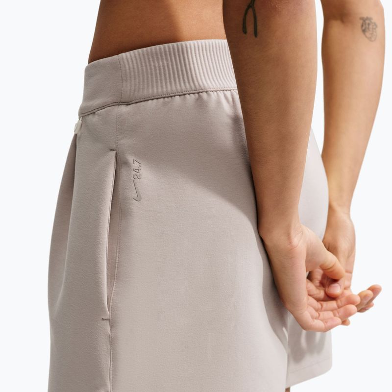 Damen Trainingsshorts Nike 24.7 ImpossiblySoft cream Ii/cream Ii/college grey 4