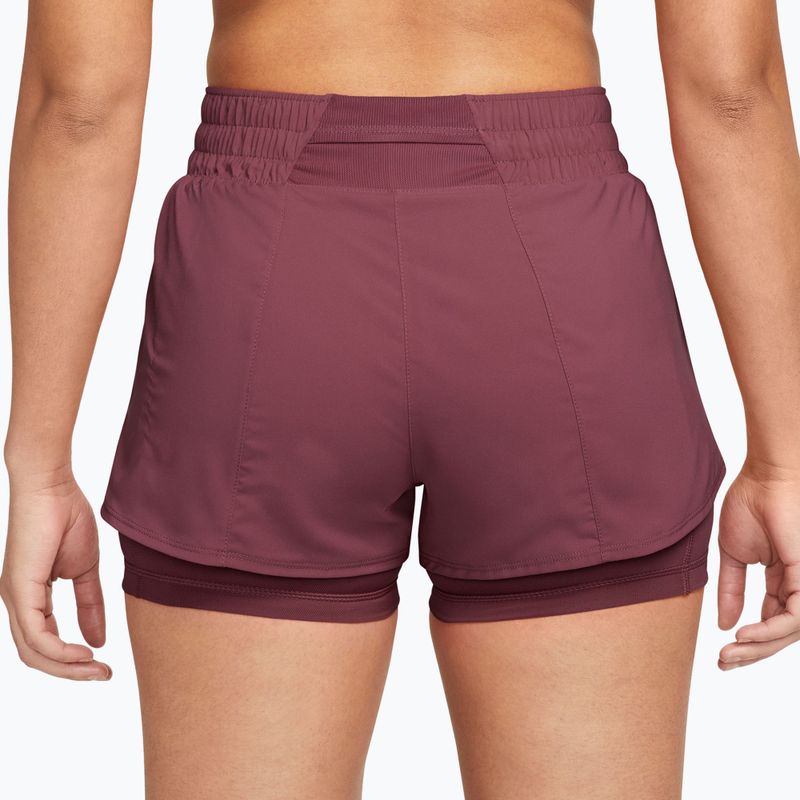 Damen Trainingsshorts Nike One pink smoke/white 2