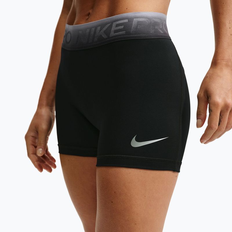Damen Trainingsshorts Nike Pro black/ghost 4