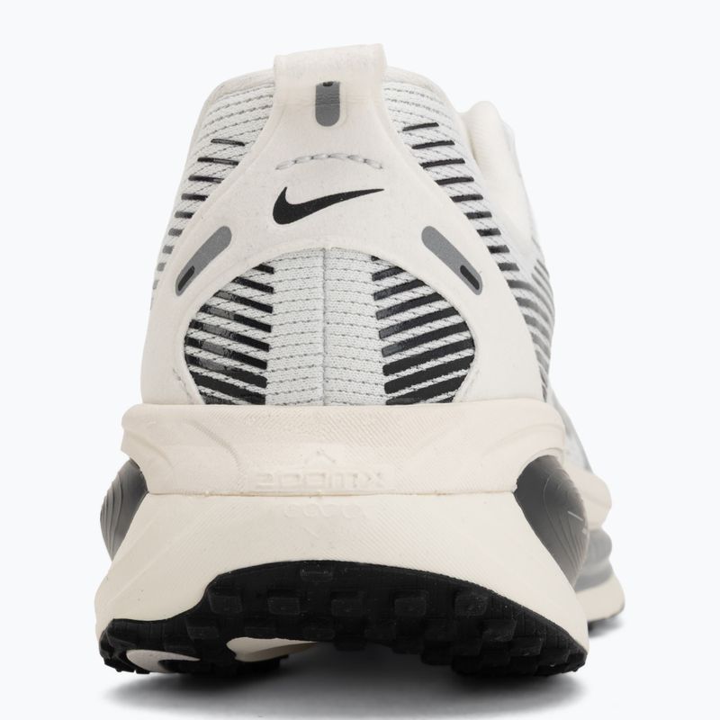 Laufschuhe für Damen Nike Vomero 18 summit white/sail/metallic silver 6