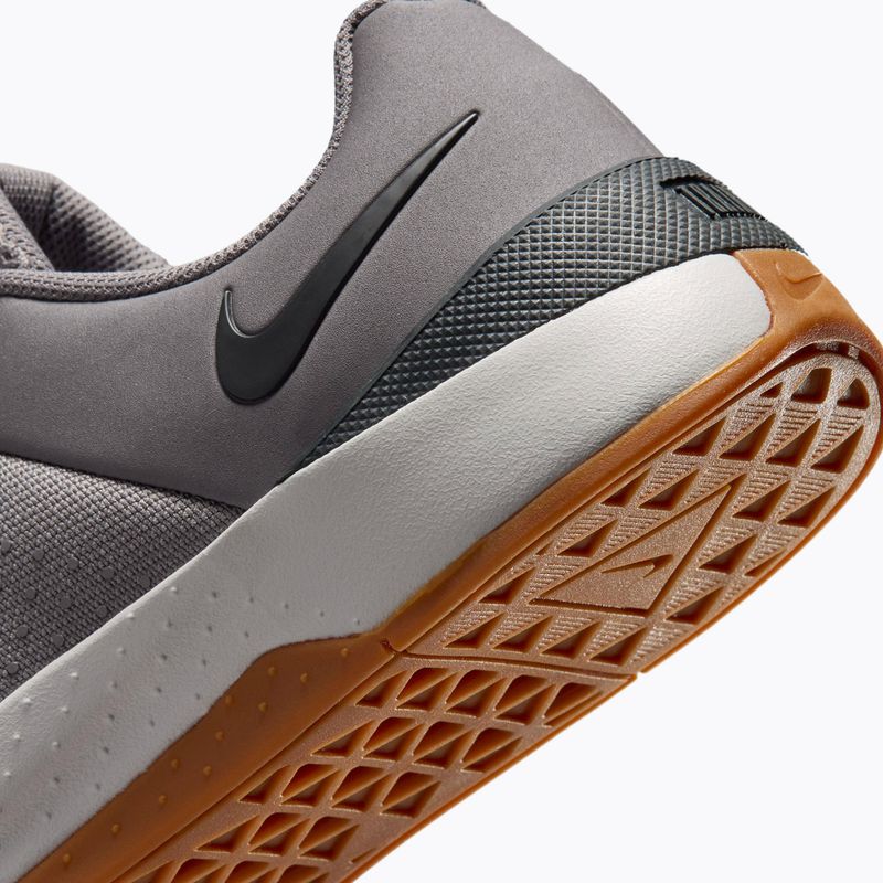Herren Trainingsschuhe Nike MC Trainer 4 pencil point/photon dust/dark smoke grey 6