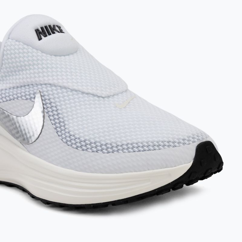 Laufschuhe für Damen Nike Revolution 8 EasyOn white/sail/black/metallic silver 7