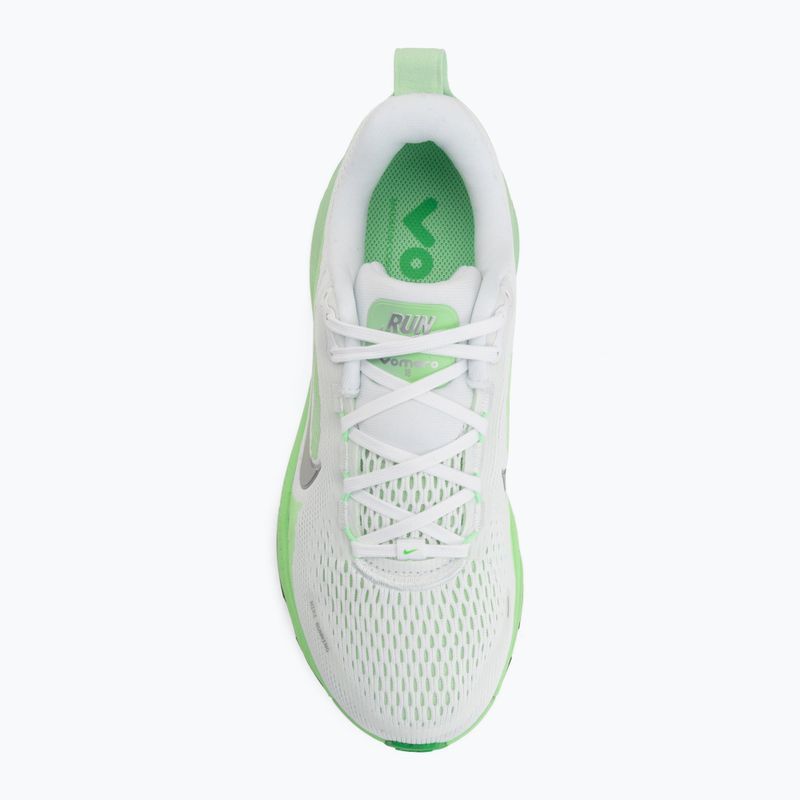 Laufschuhe für Damen Nike Vomero 18 white/illusion green/metallic silver 5